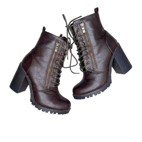 Dream Pairs lace up booties size 6 - Picture 2 of 9